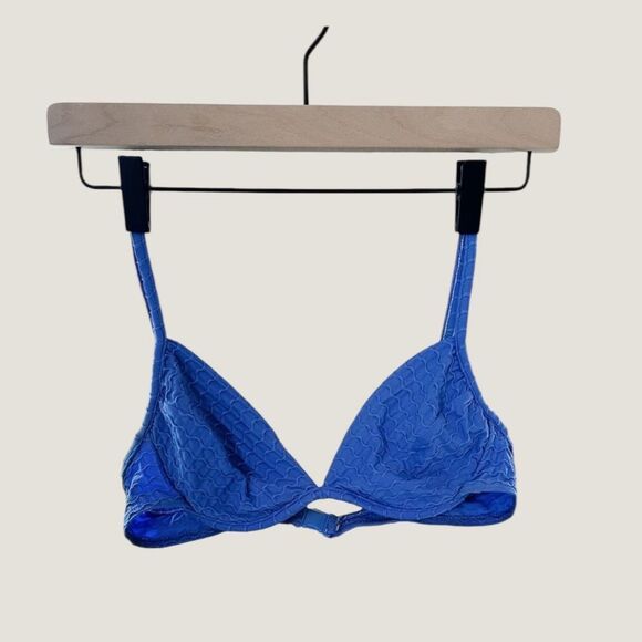 ✨3/$25✨ Vintage body id royal blue swim top - Picture 1 of 3